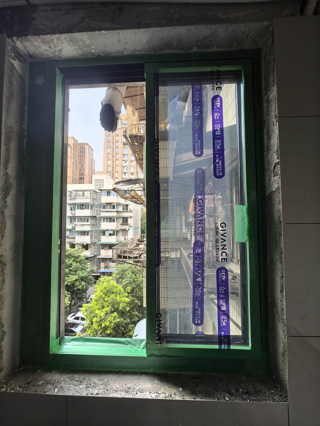 纪房希卫生间小洞口封窗.jpg